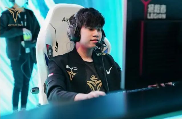 过一系列多 过一系列多